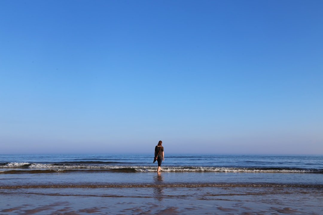 Moving to Australia expat life beach coastline