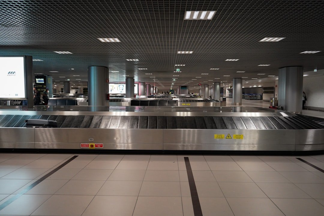 EU Entry Exit System fingerprint scanner border control